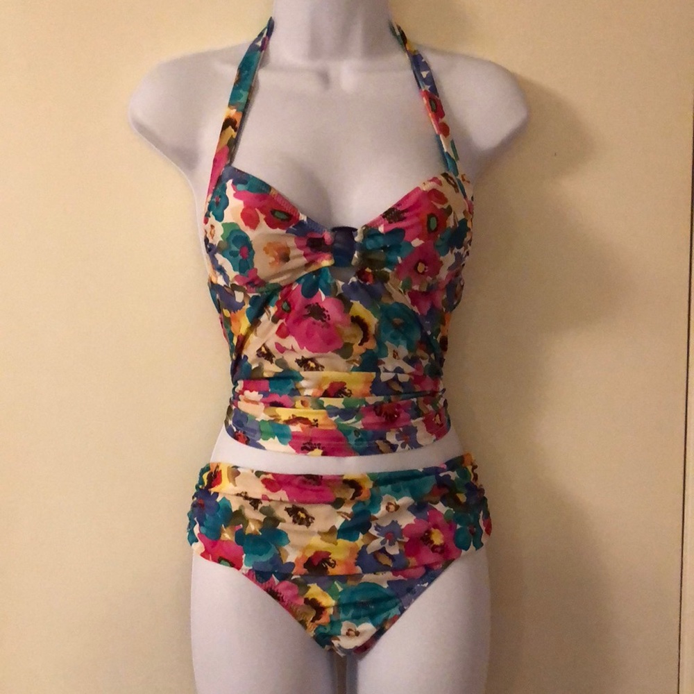 Swimming suit